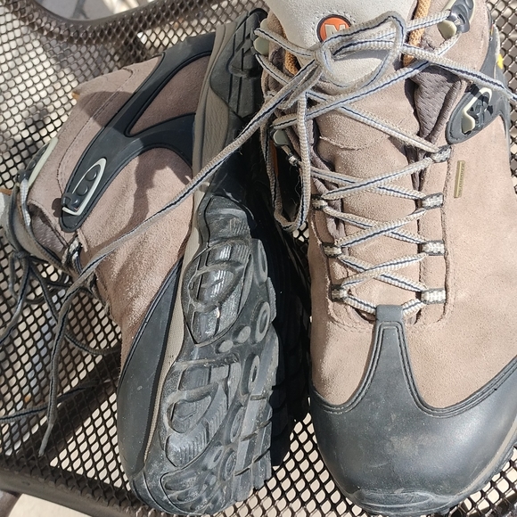 Merrell shoes - Picture 3 of 4